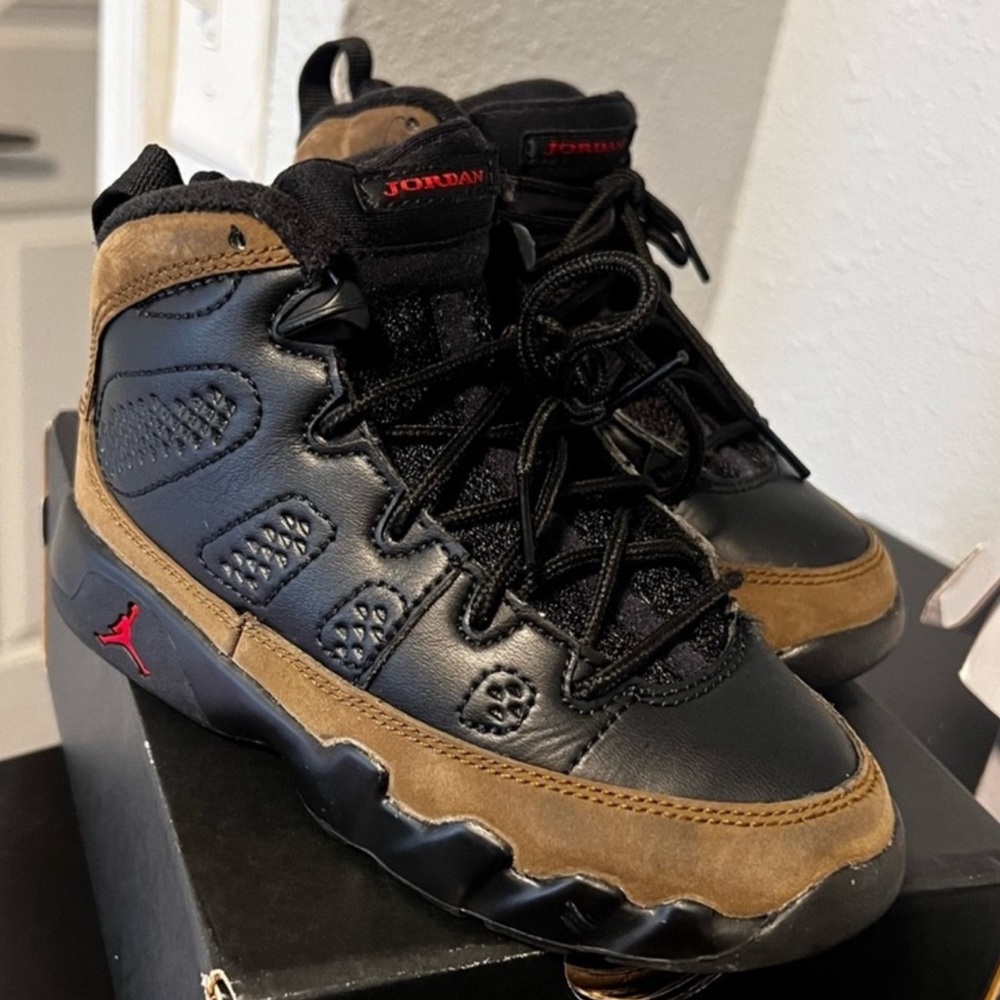 11c Jordan’s